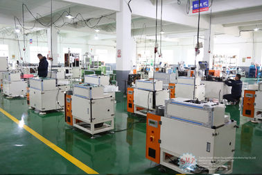 Automatyczny papier do zakładania izolacji papieru do maszyn OEM Regulowana szerokość składania